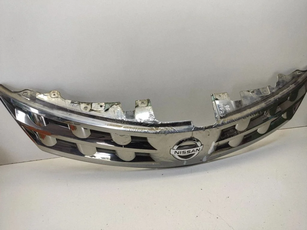 Front grill 62310CA000