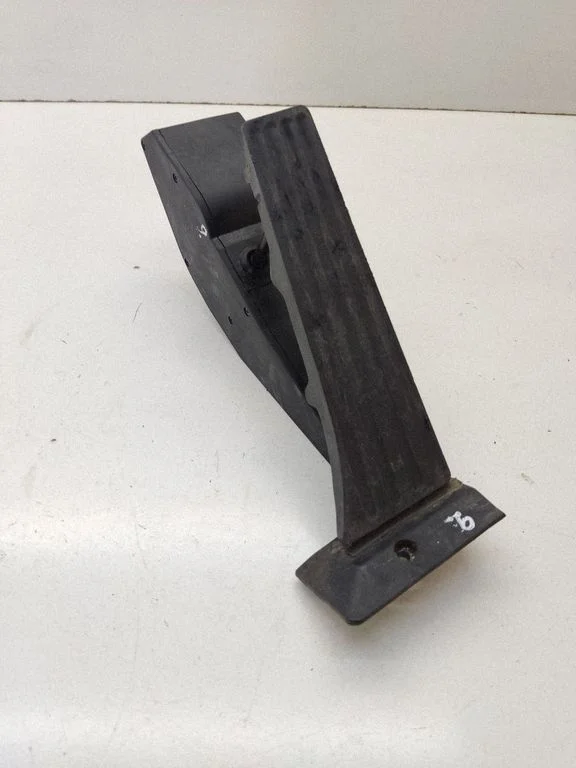 Accelerator throttle pedal 35406766930