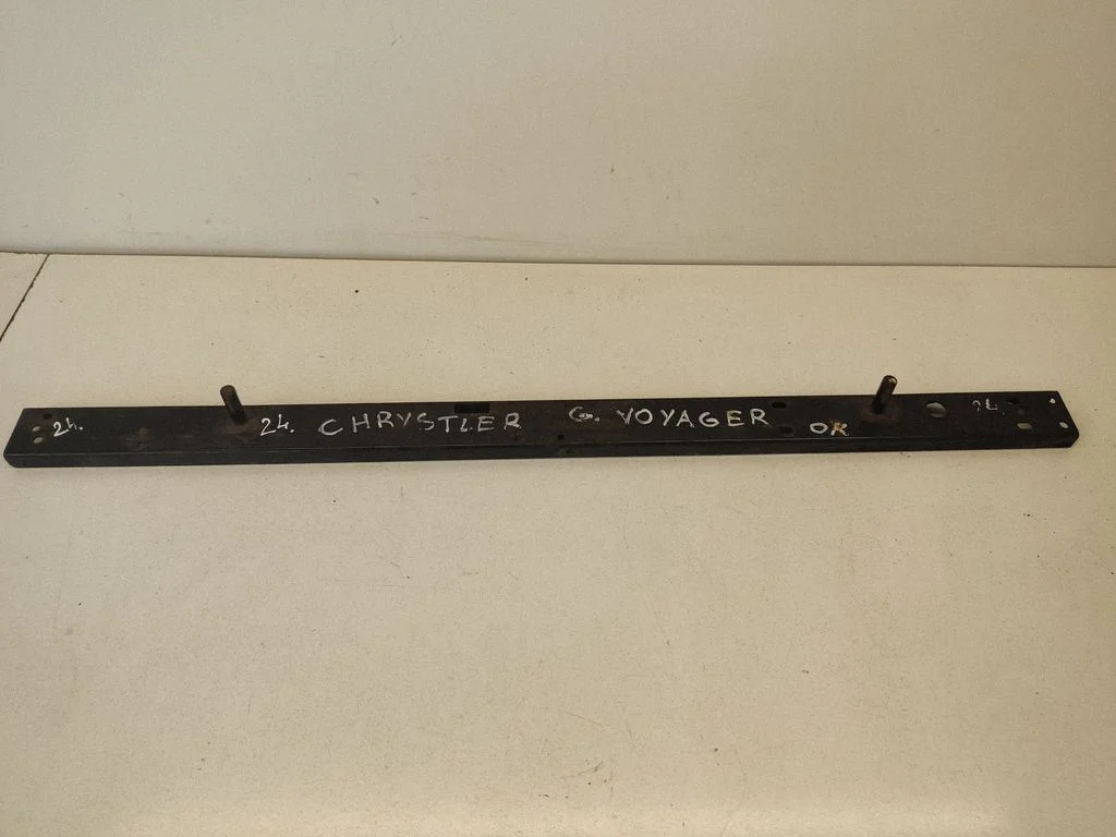 Radiator support slam panel bracket – front