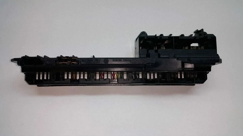 Fuse module 6957330