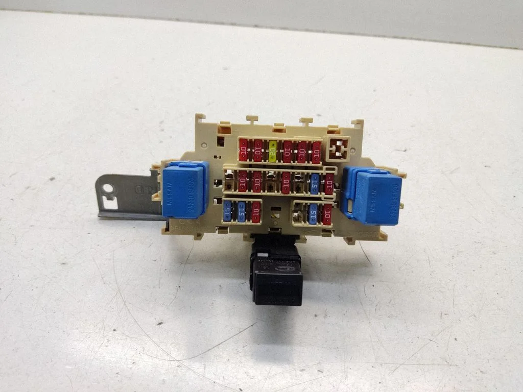 Fuse module 252309F905