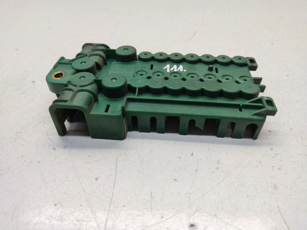 Fuse module 8387541