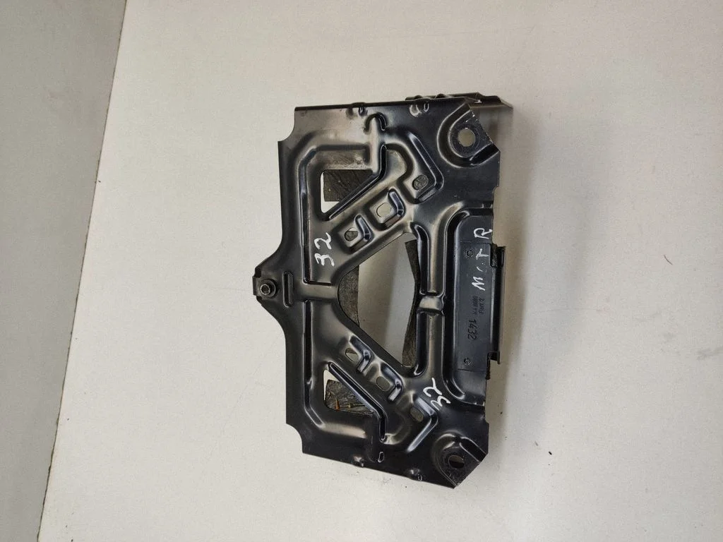 Battery tray 2752624
