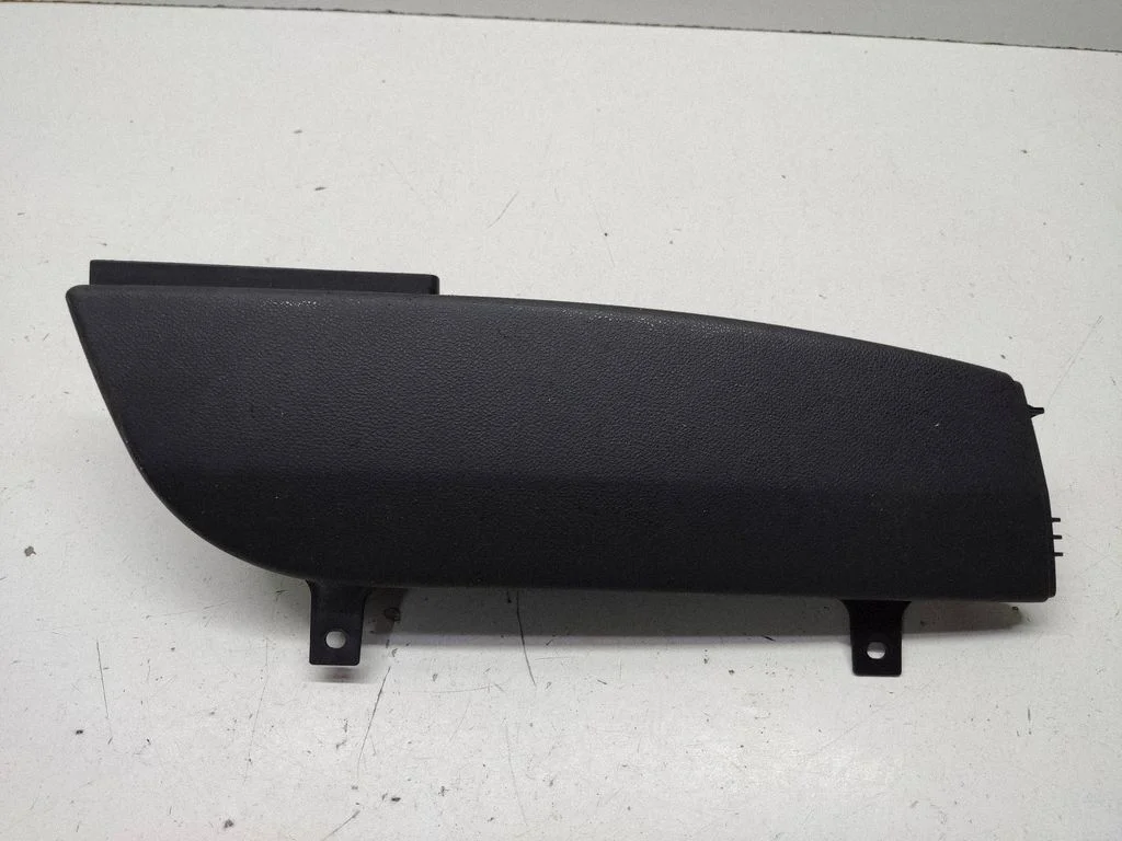 Cita salona detaļa 8z0880491g