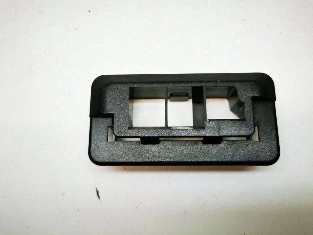 Other interior part – front right