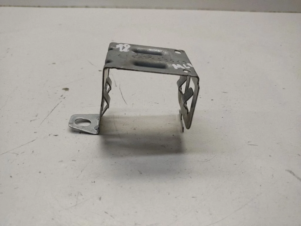 Battery bracket A1645453040