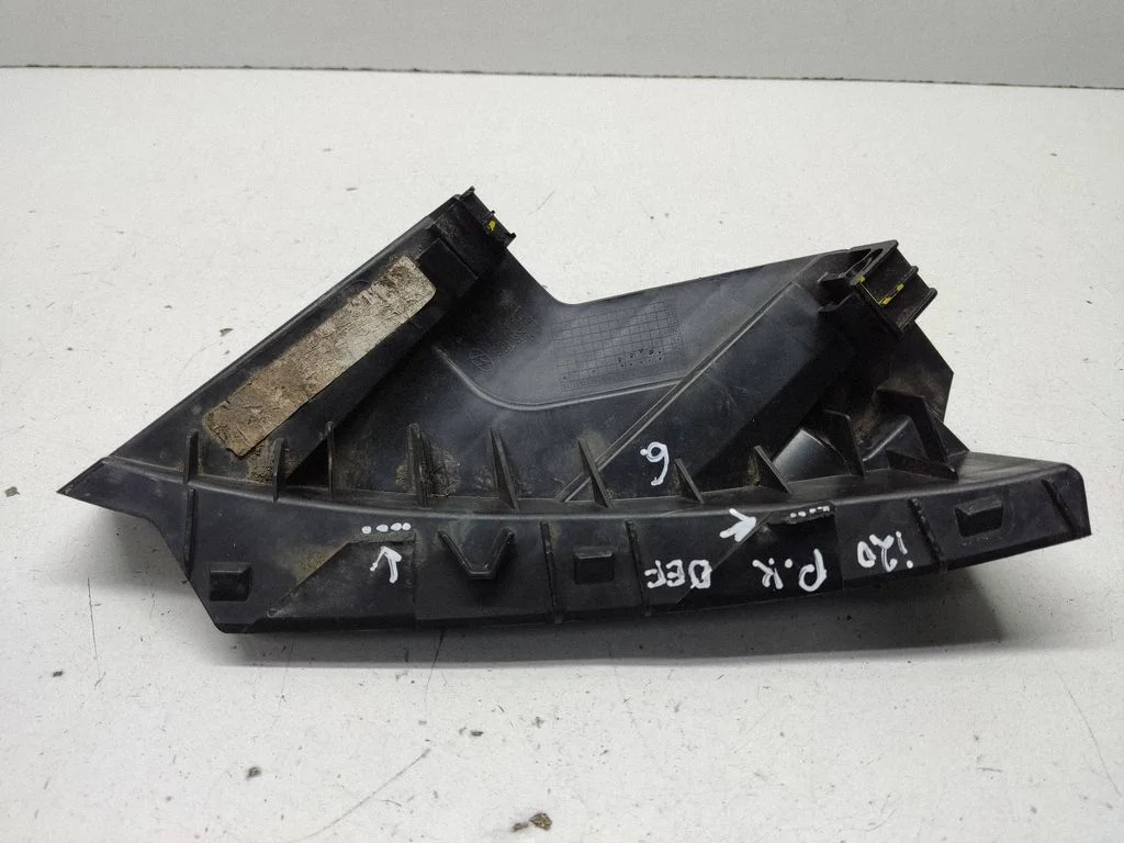 Other engine bay part – Hyundai i20 (BC3 BI3) (2020-)