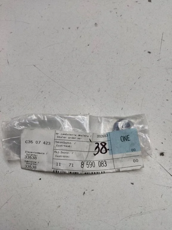 Pozostałe części komory silnika 8590083