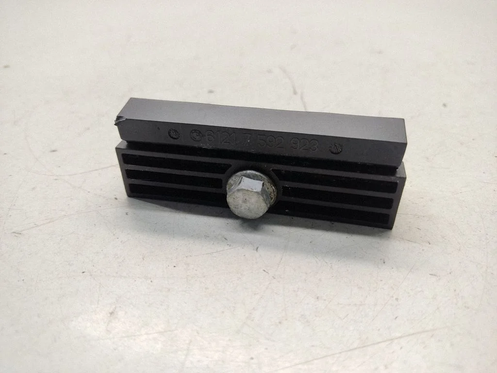 Battery bracket – BMW 5 Series F10 F11 (2009-2016)