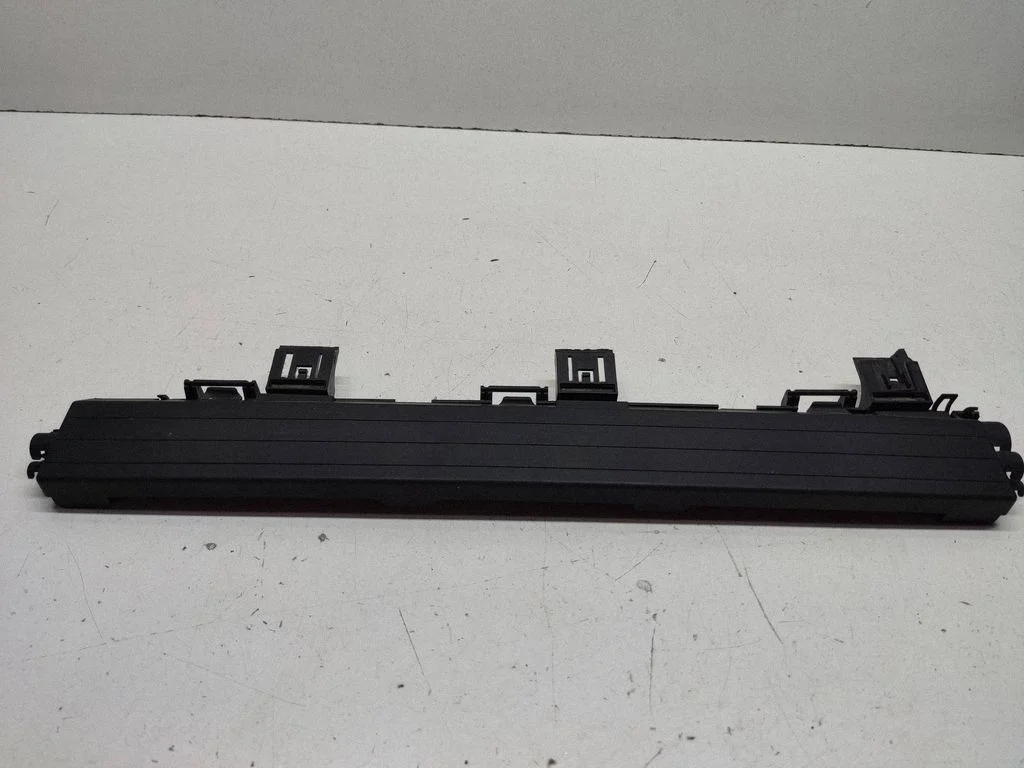 Other engine bay part 7532269