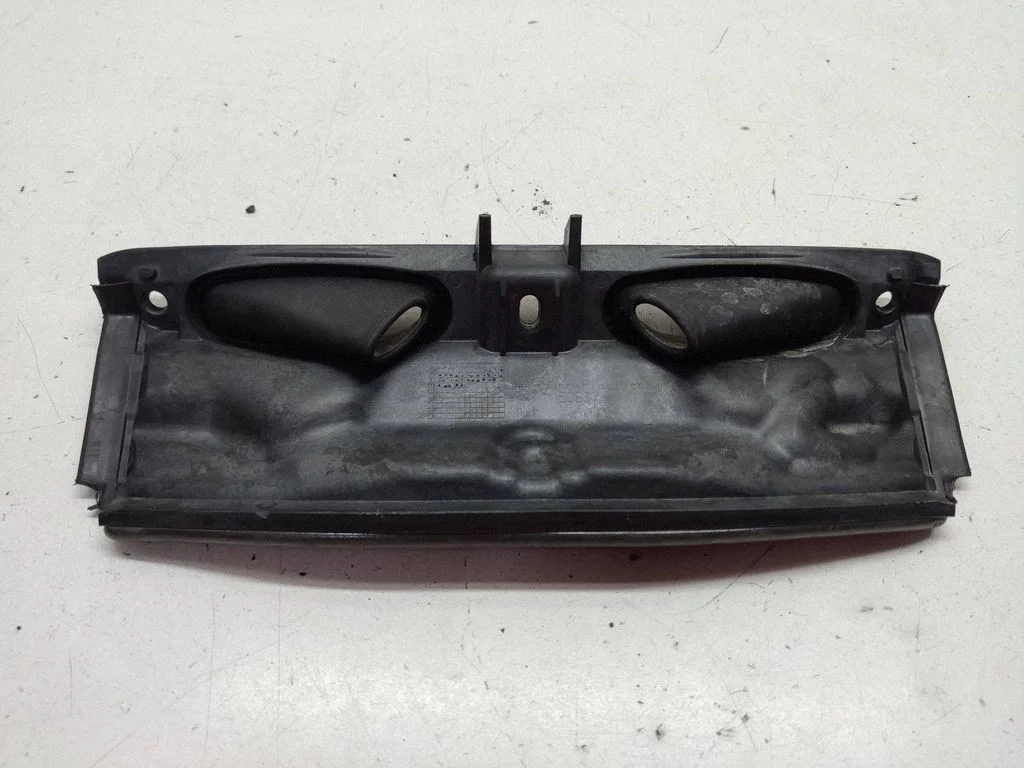 Other engine bay part 9175860