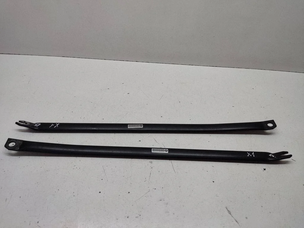 Other engine bay part DS299303101B