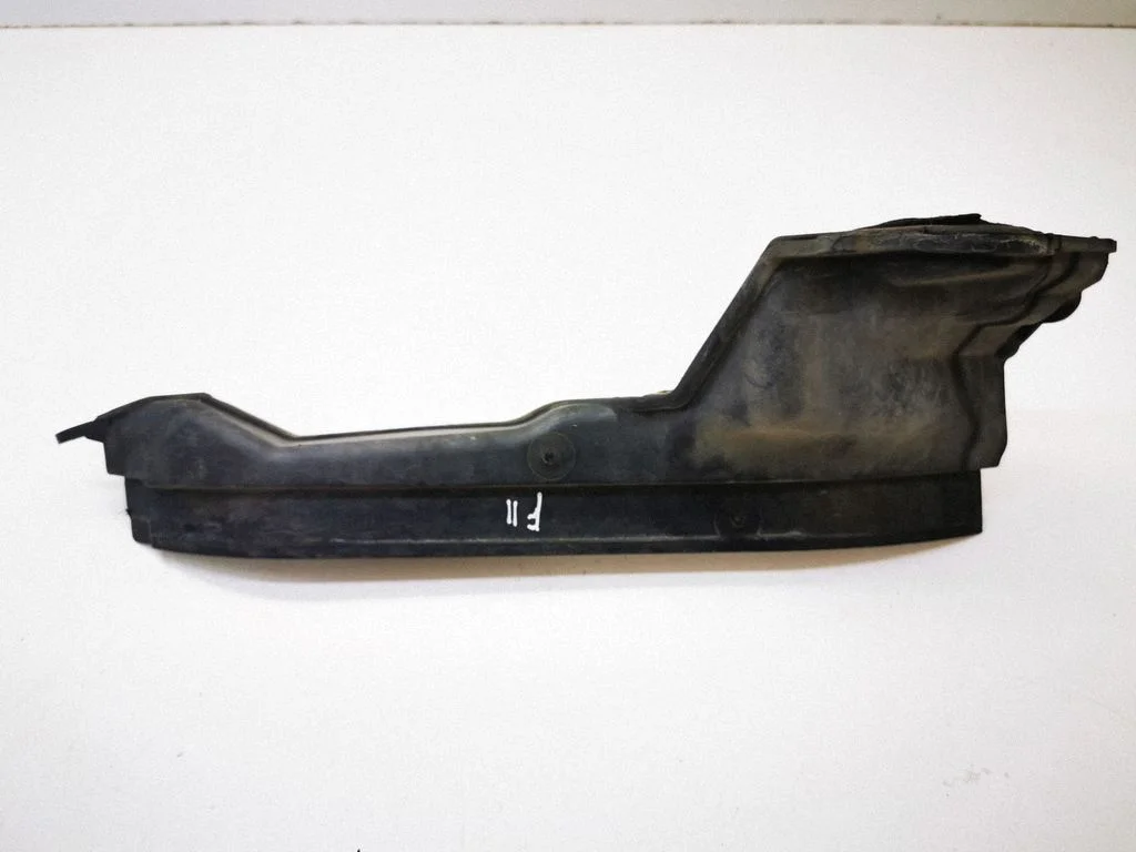 Muu mootoriruumi osa – BMW 5-seeria F10 F11 (2009-2016)