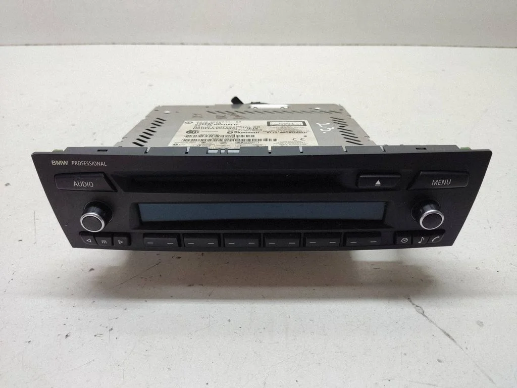 Radio/CD/DVD/GPS head unit 9283711