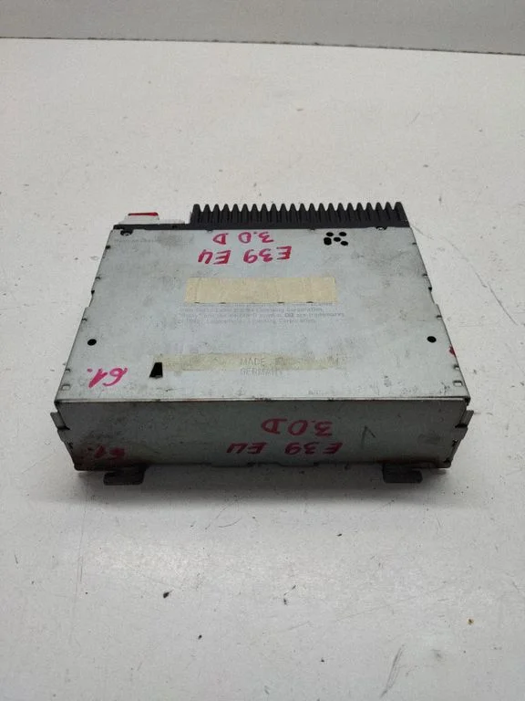 Radio/CD/DVD/GPS head unit BE3457Y5092899