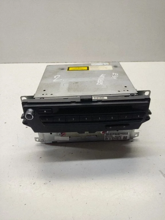 Radio/CD/DVD/GPS head unit 9214932