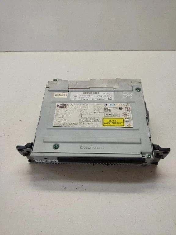Radio/CD/DVD atskaņotājs/navigācija 9350336