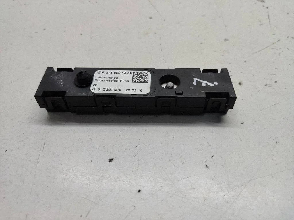 Aerial antenna amplifier A2138201489