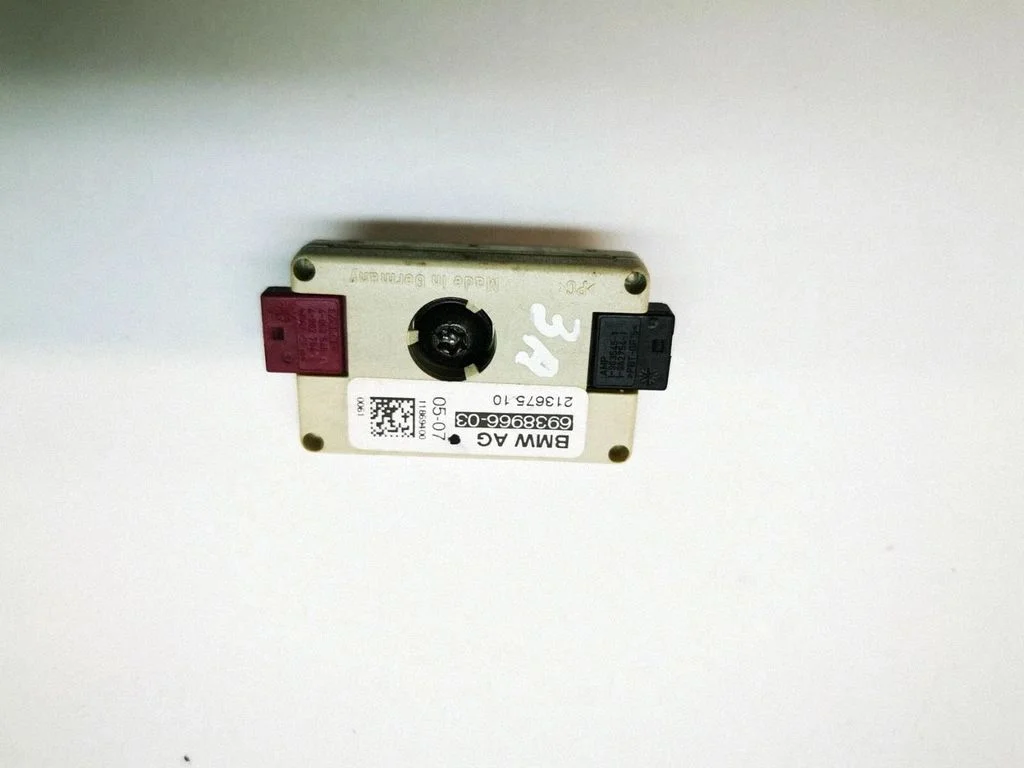 Wzmacniacz antenowy 6938966