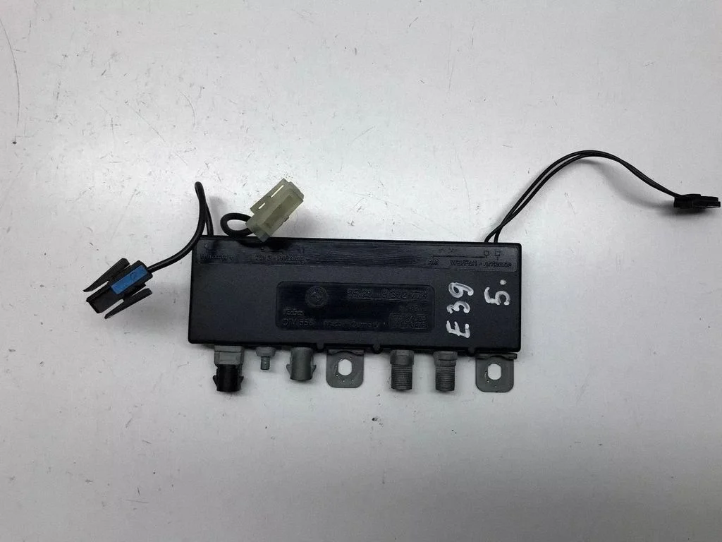 Aerial antenna amplifier 8352774