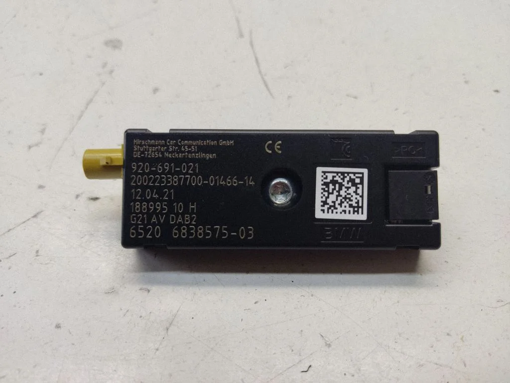 Antenas pastiprinātājs 6838575