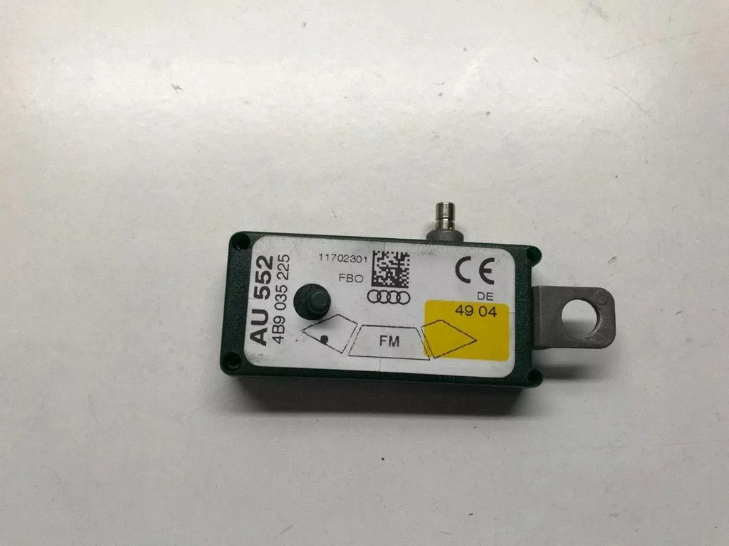 Antenni võimendi 4B9035225