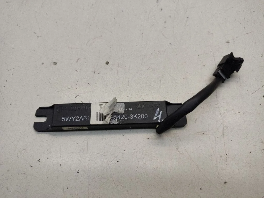 Aerial antenna amplifier 954203K200