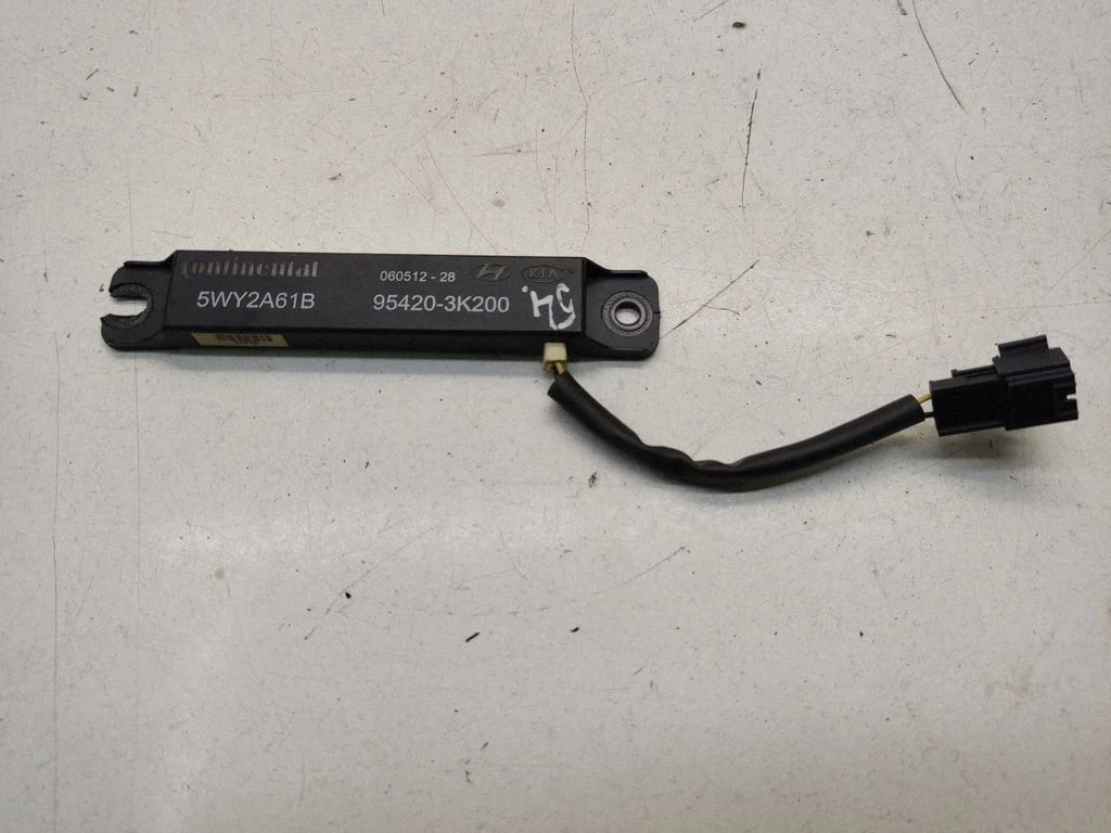 Aerial antenna amplifier 954203K200