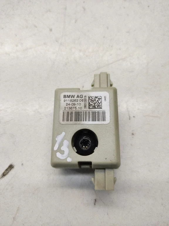 Wzmacniacz antenowy – BMW Seria 5 F10 F11 (2009-2016)