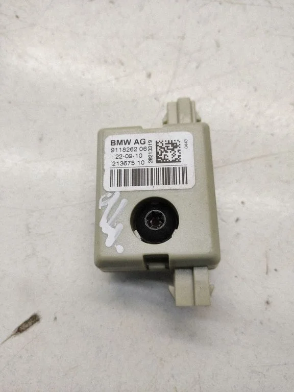Wzmacniacz antenowy – BMW Seria 5 F10 F11 (2009-2016)