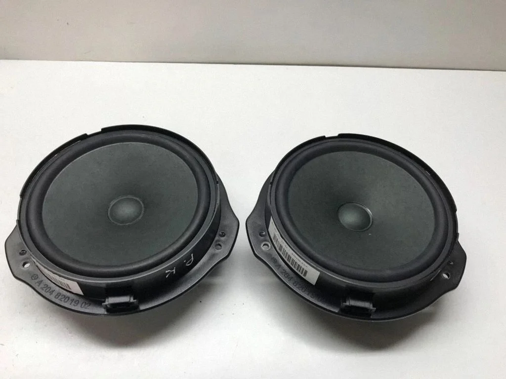 Front door speaker – Mercedes-Benz C-Class AMG W204 (2007-2014)