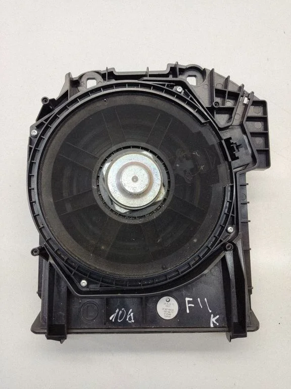 Subwoofer speaker – BMW 5 Series F10 F11 (2009-2016)