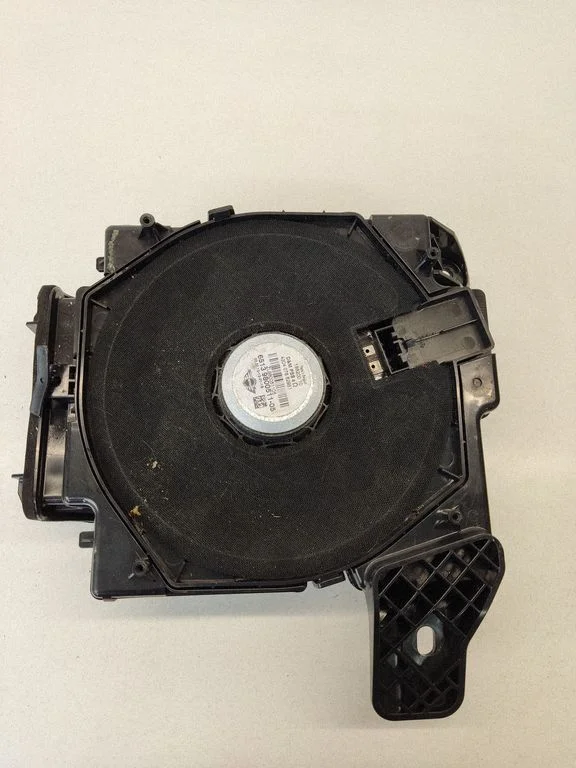 Subwoofer speaker – Mini Cooper Countryman R60 (2011-2016)