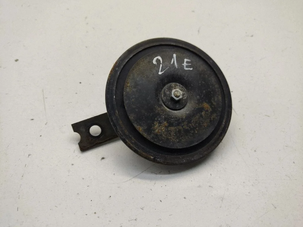 Horn signal – KIA Sportage (2005-2010)