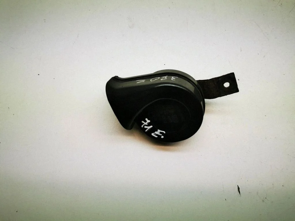 Horn signal E9004035