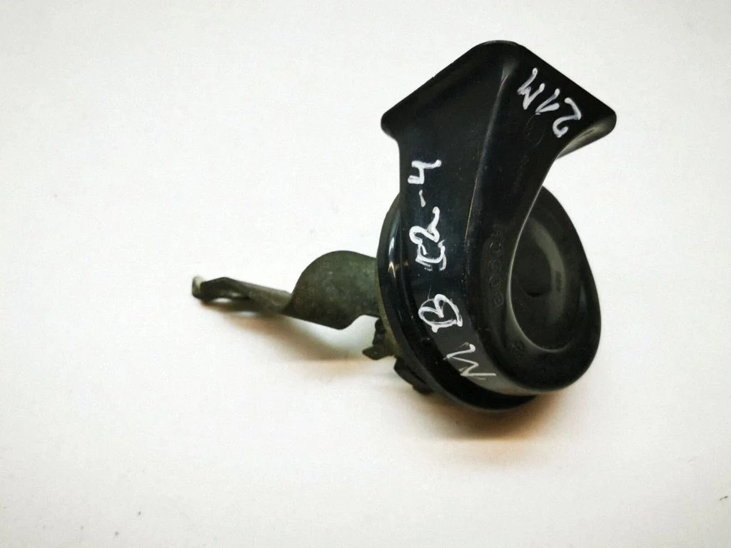 Horn signal – Mercedes-Benz C-Class AMG W204 (2007-2014)