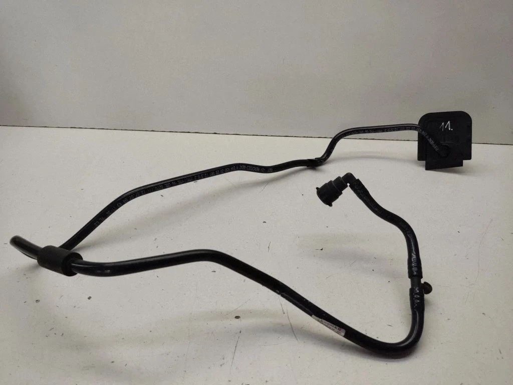 Vacuum line/pipe/hose – Mercedes-Benz C-Class AMG W204 (2007-2014)