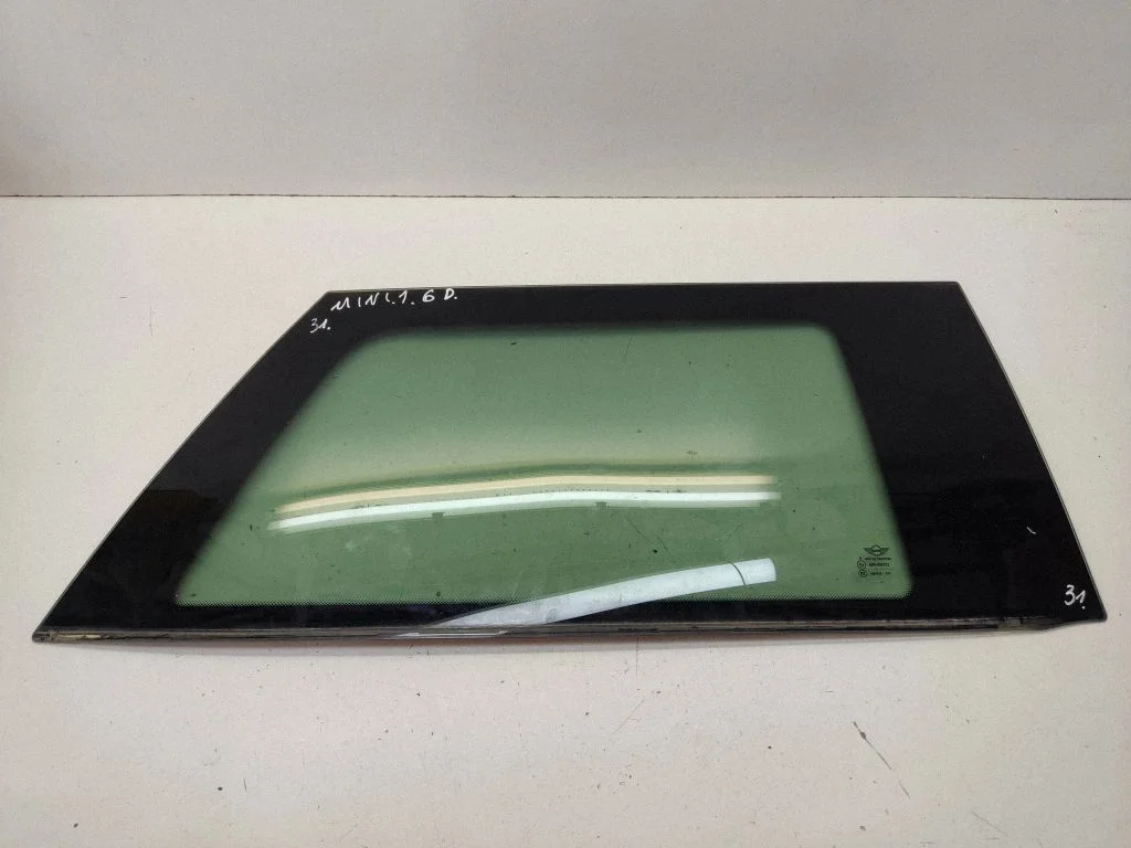 Rear side window 43R006723