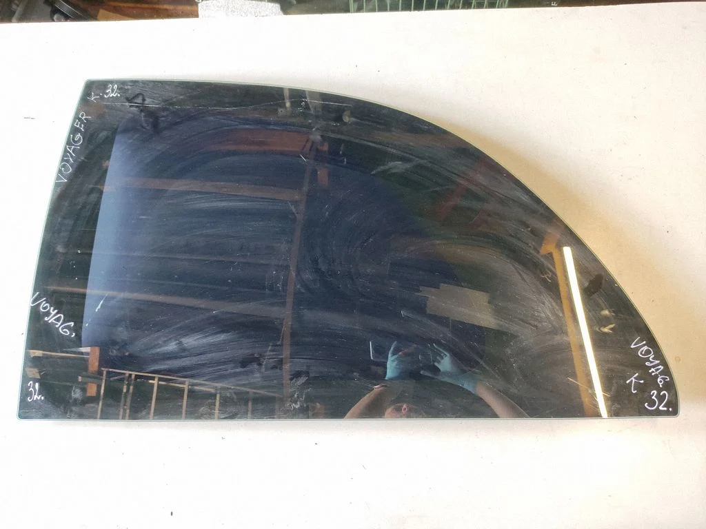Rear side window 43R00049