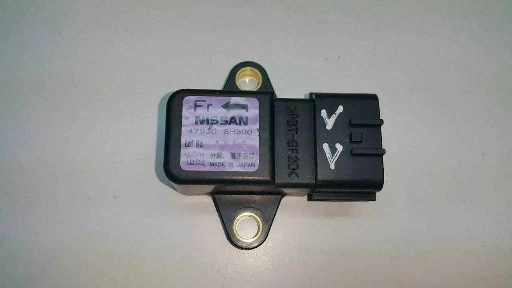 Airbag deployment crash/impact sensor 479308H300