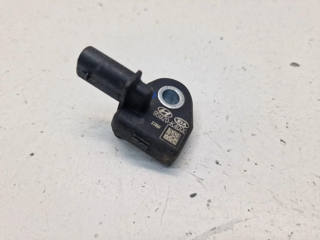 Drošības spilvenu trieciena sensors 95920K4000