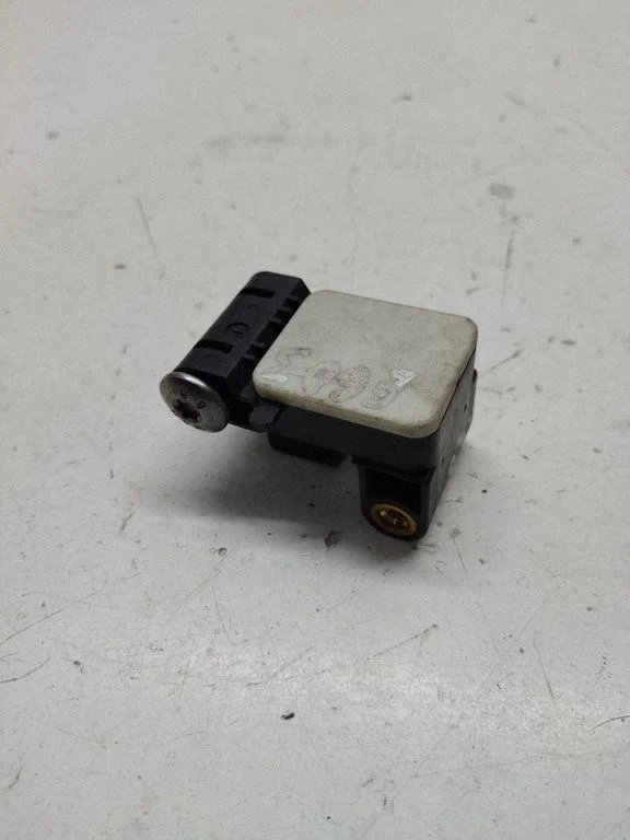 Drošības spilvenu trieciena sensors 6911003