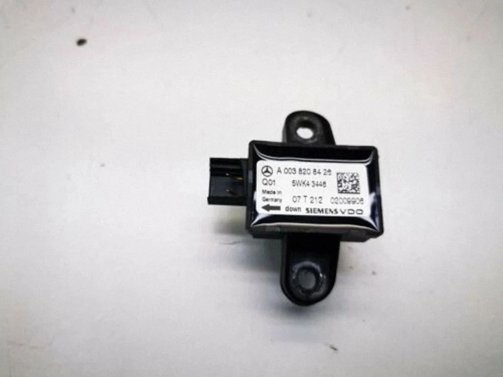Airbag deployment crash/impact sensor – Mercedes-Benz R-Class W251 (2005-2013)