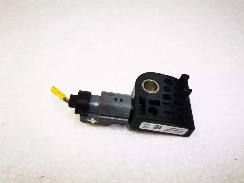 Airbag deployment crash/impact sensor 959202S000