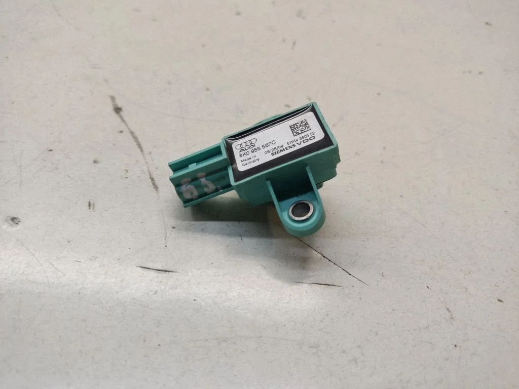 Airbag deployment crash/impact sensor – Audi A5 8T 8F (2007-2016)