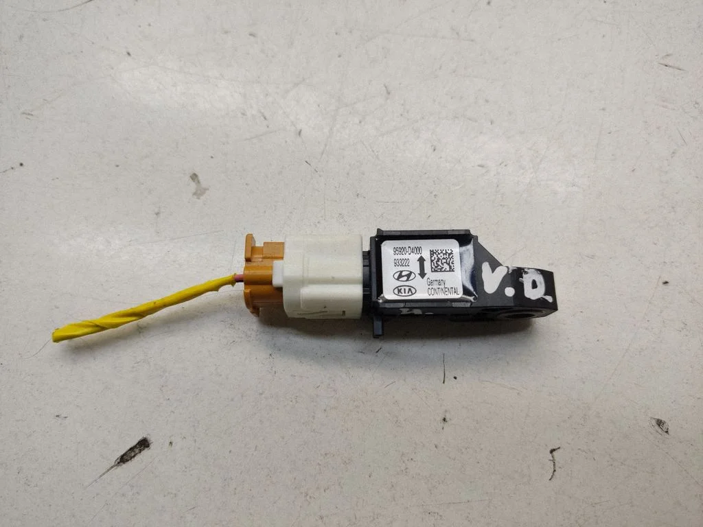 Airbag deployment crash/impact sensor 95920D4000