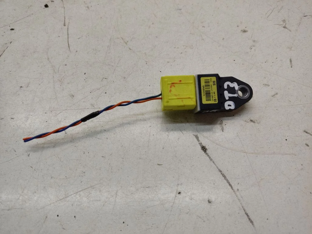 Airbag deployment crash/impact sensor – KIA Optima (2010-2015)