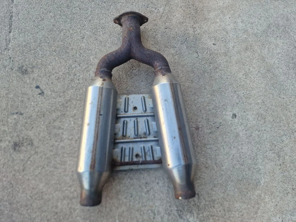 Muffler/silencer 203001EAOA