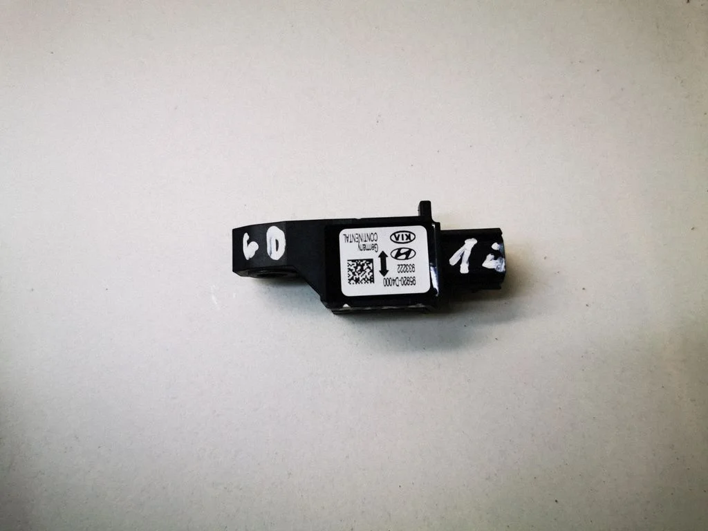 Airbag deployment crash/impact sensor – KIA Optima (2015-2020)