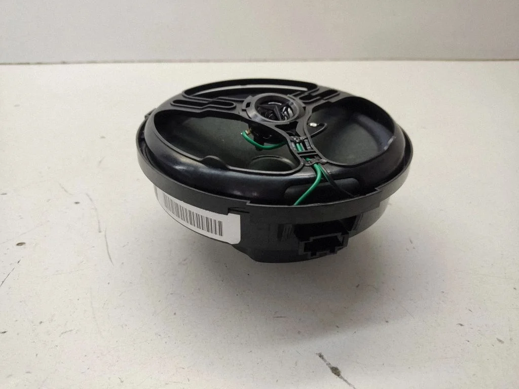 Rear door speaker – Mercedes-Benz C-Class AMG W204 (2007-2014)